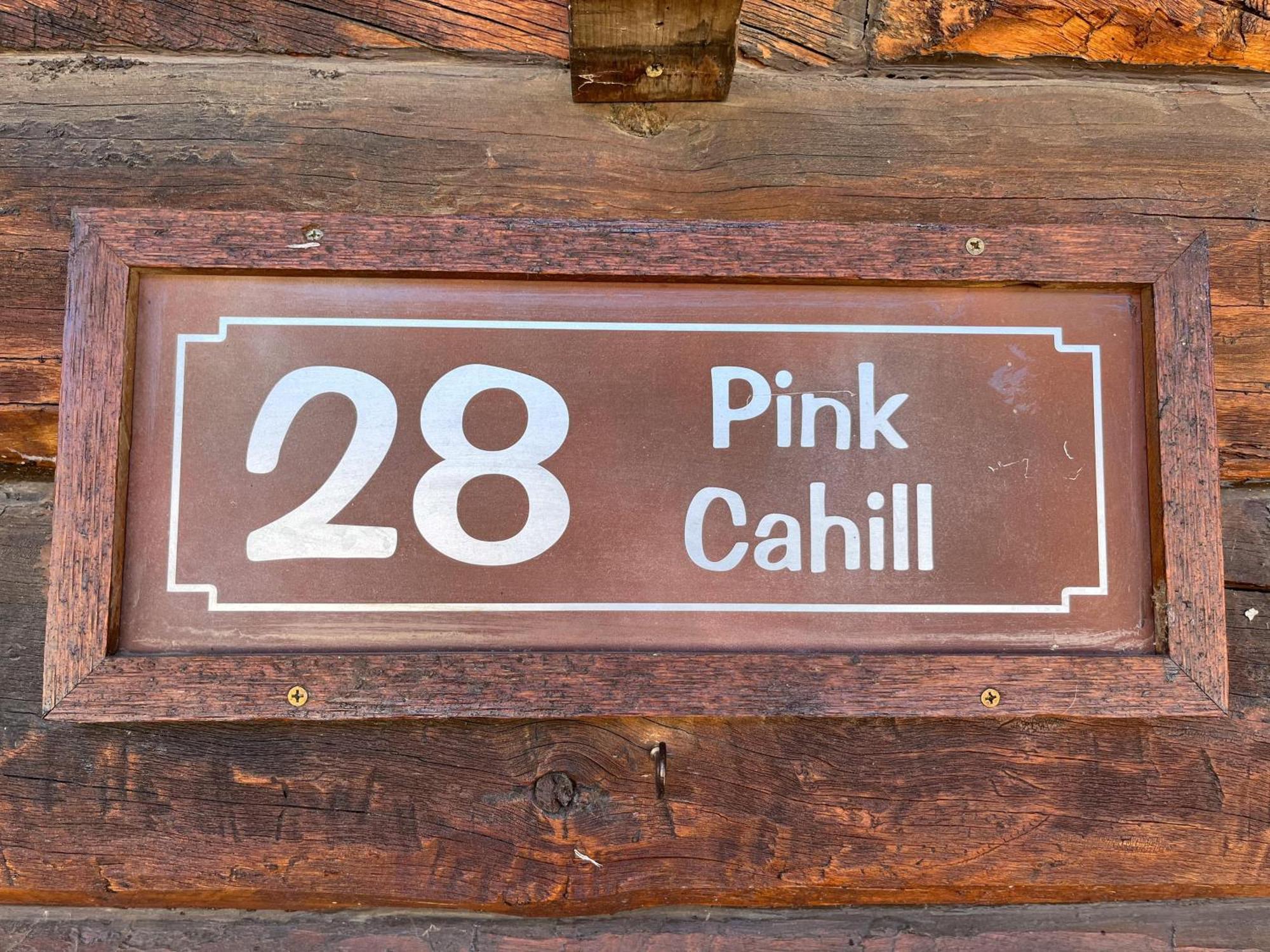 Cabin 28 알몬트 외부 사진